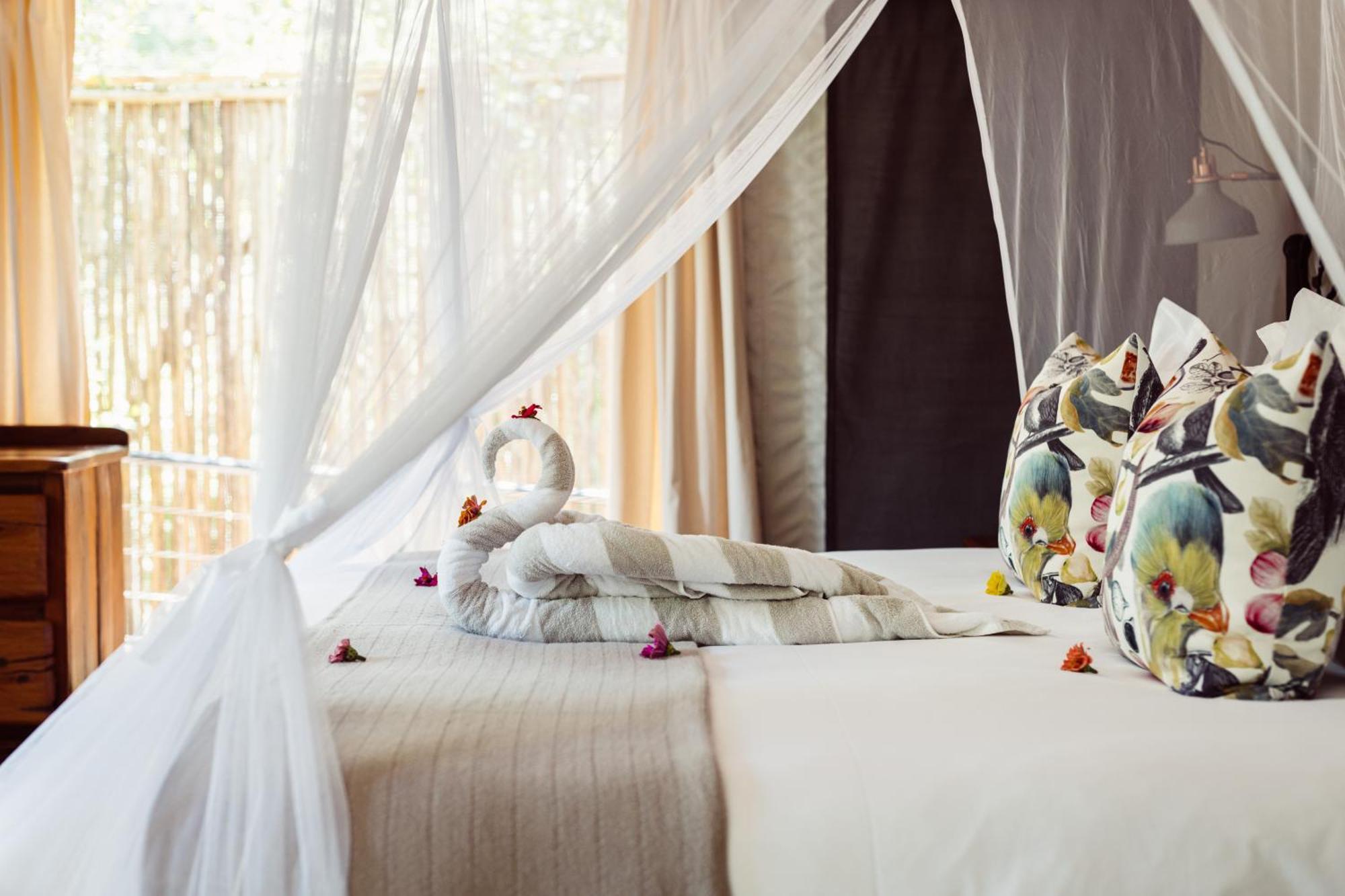 Umkumbe Bush Lodge - Luxury Tented Camp Reserva de caza Sabi Sand Exterior foto